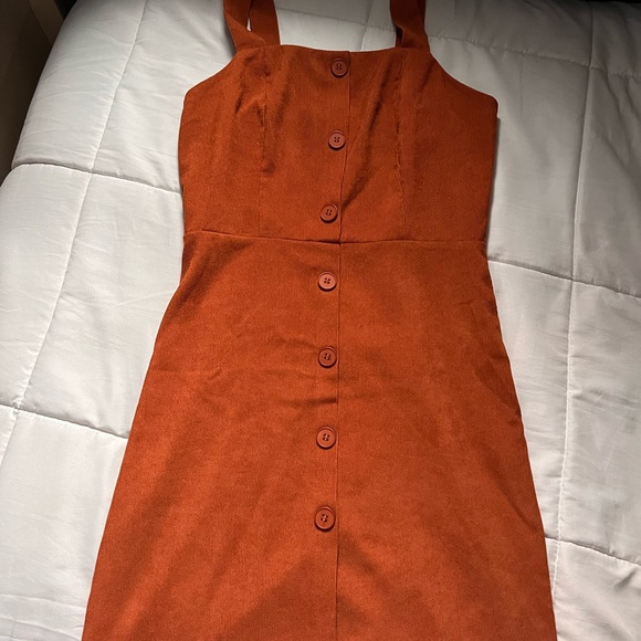 XS DRESS - Picture 1 of 3